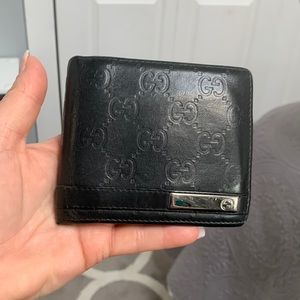 Authentic Gucci men’s wallet